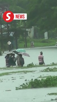 Sri Lankan flooding, landslides kill at least 12