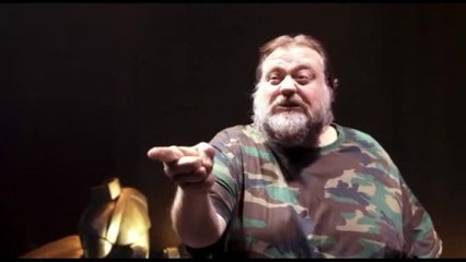 Stefano Fresi è "Dioggene", all'Ambra Jovinelli di Roma poi in tour