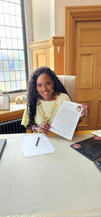 The example of history-making mayor of Derry and Strabane Lilian Seenoi Barr – the first black mayor in the North –  was hailed at Westminster this week as MPs discussed increasing representation of black and minority ethnic representatives at Stormont.