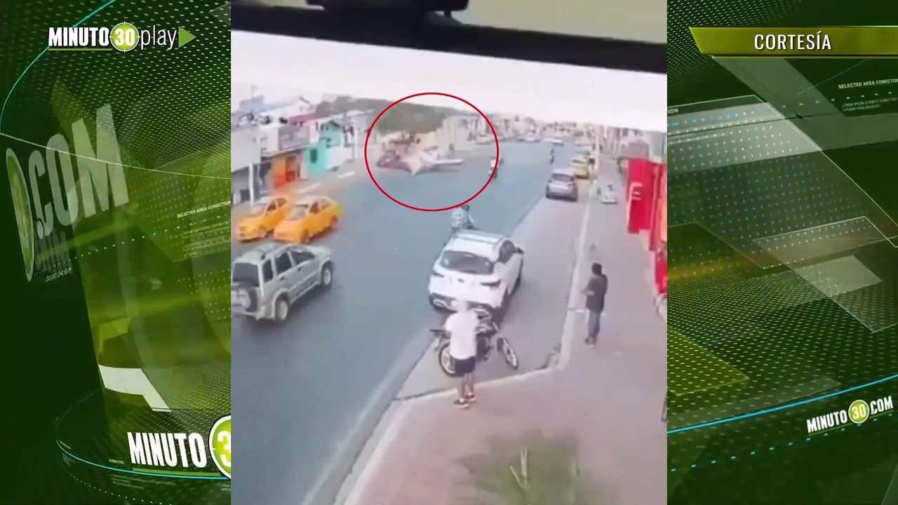 Conmoción en Ecuador por la muerte de dos pilotos tras estrellarse en avioneta de la Fuerza Aérea