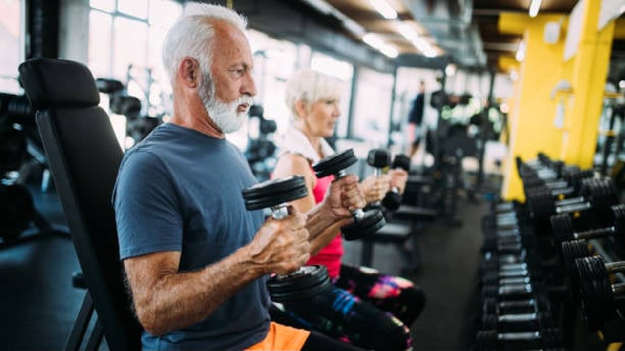 Sarcopenia: Cómo Prevenir La Pérdida De Masa Muscular Con Creatina Y Ejercicio