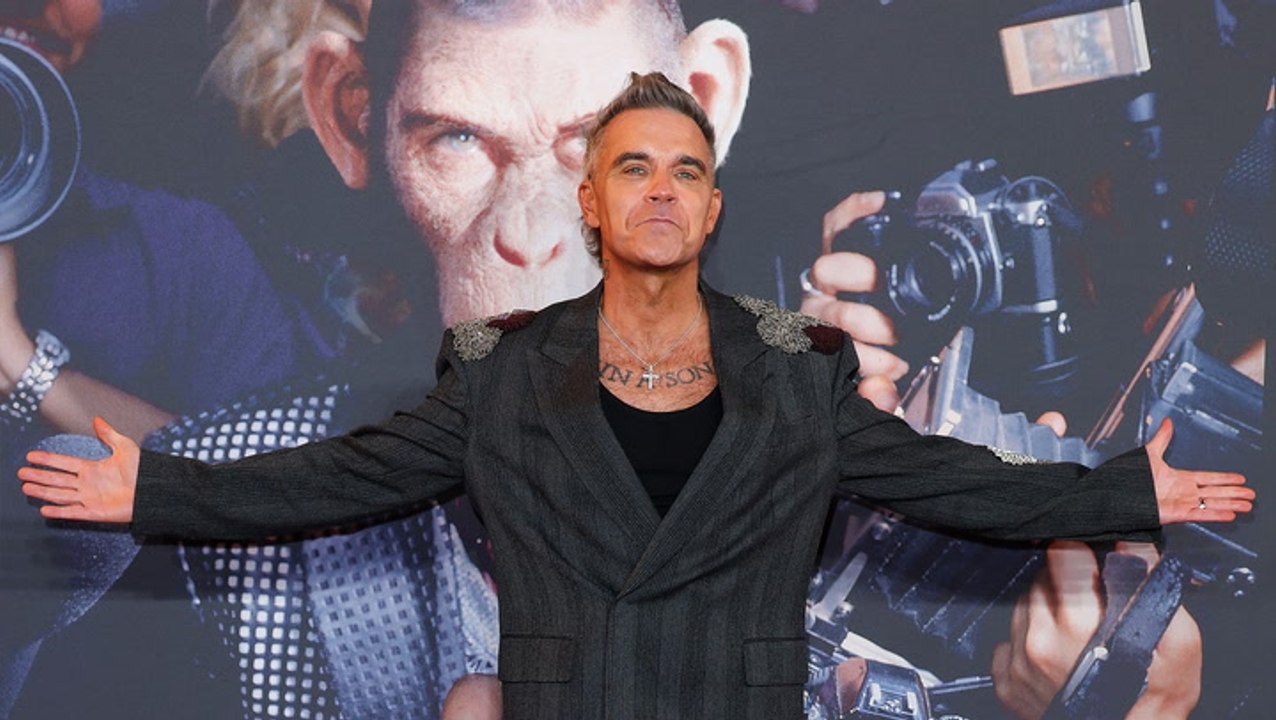 Robbie Williams pays special tribute to ex-partner Nicole Appleton at Better Man film premiere