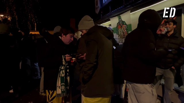 Béticos en la previa del Mladá - Betis de Conference