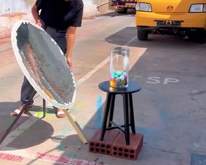 Solar-powered beauty! Transforming plastic waste into a stylish craft!