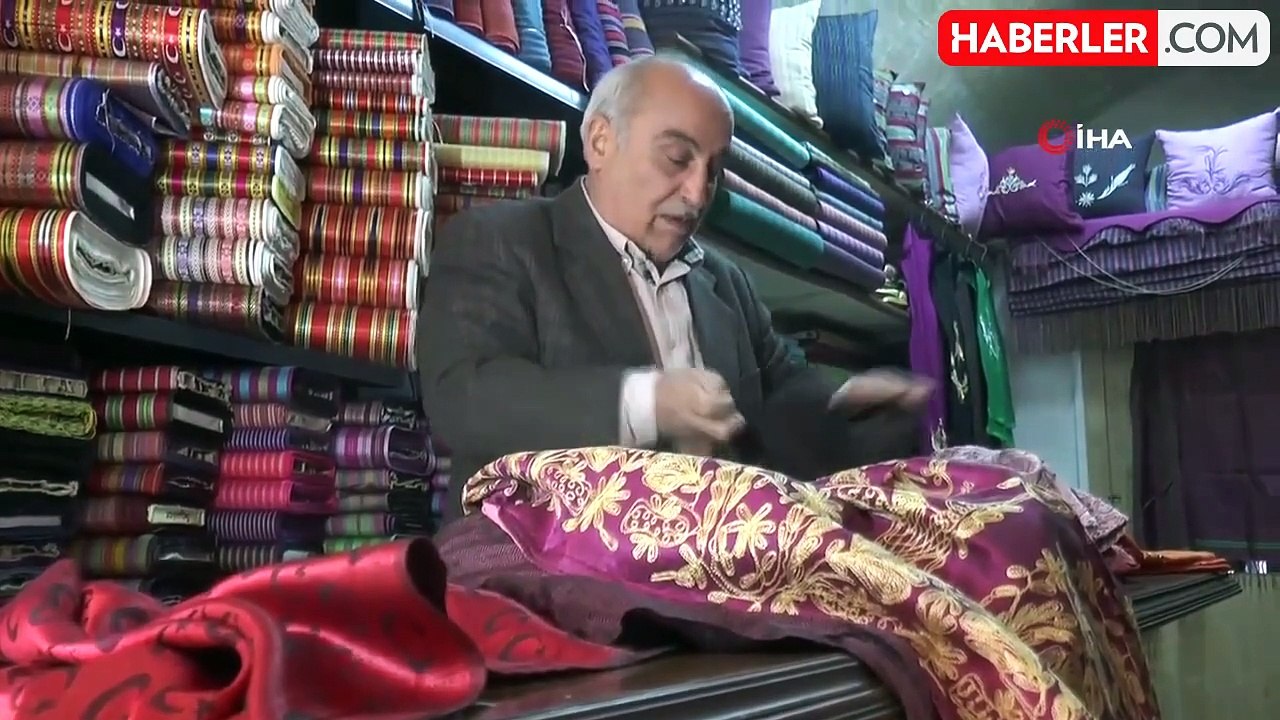 Gaziantepli kutnu kumaşı ustası "Yaşayan İnsan Hazineleri Ödülü" almanın gurunu yaşıyor