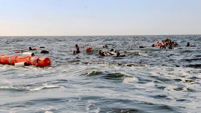 MSF rescata a 70 migrantes tras una agresión libia