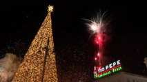 Las luces de Navidad de Madrid se encienden con un mensaje: “Ánimo, Valencia”