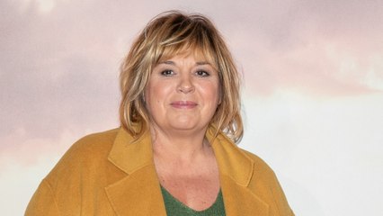 GALA VIDEO - Michèle Bernier pose avec son fils : ils ne peuvent pas renier leur air de famille !