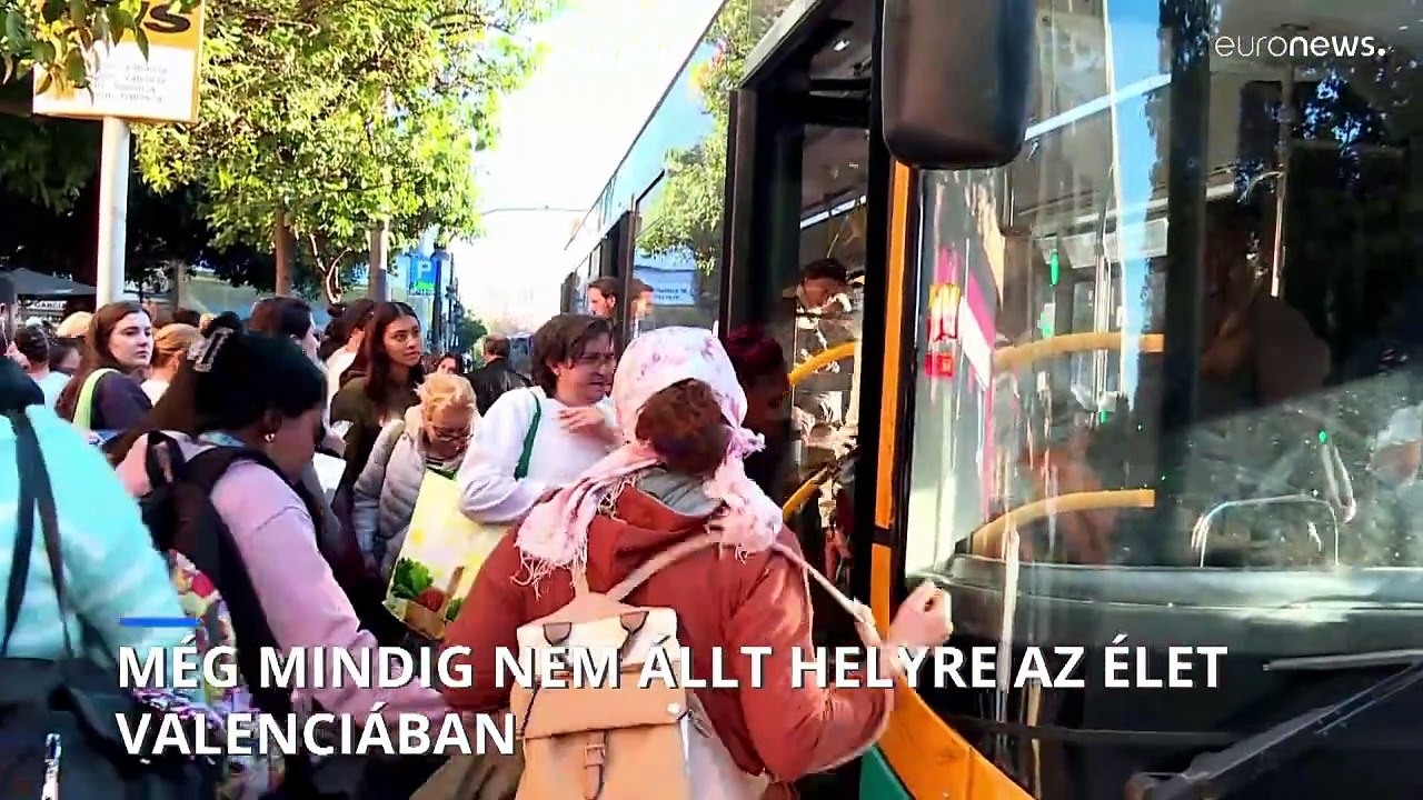 Még mindig nem állt vissza az élet a rendes kerékvágásba Valenciában az árvizek után