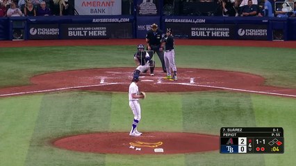 Eugenio Suárez conecta el elevado más largo en la historia de la MLB