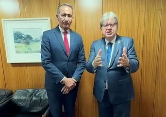 João Azevêdo retorna a Brasília e recebe garantia de ministro para recursos da operação carro-pipa