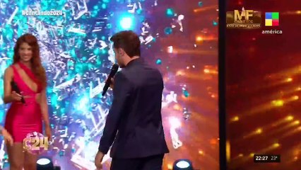 👏 TYAGO GRIFFO FUE POR EL FOLKLORE con "Entre a mi pago sin golpear" de SOLEDAD