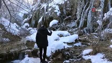 Türkiye'nin gizli cennetindeki dev şelale dondu