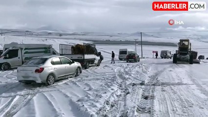 Buzlanan Yolda Kayan Tır Trafiği Kapattı