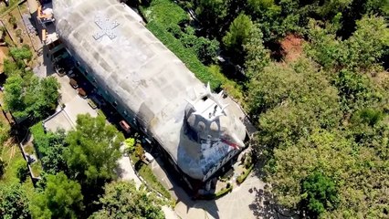 15 Massive Abandoned Structures