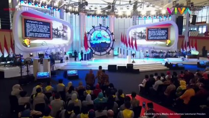 Prabowo Apresiasi Mbah Guru Matematika dan Guru Kuswanto