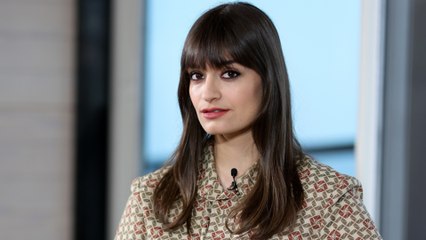 GALA VIDEO - Clara Luciani se remémore avec émotion sa grossesse : “J’étais super inspirée !”