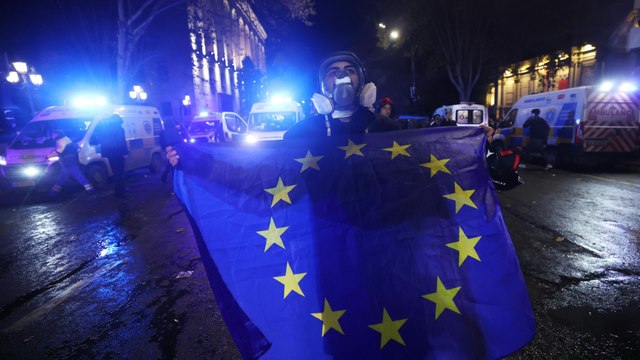 Georgien setzt EU-Beitrittsprozess aus - Proteste in Tiflis