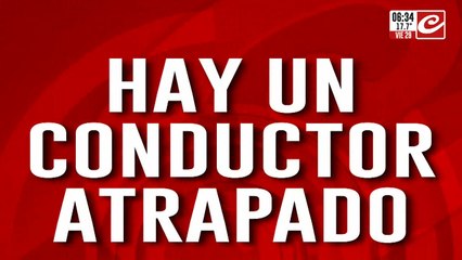 Triple choque en la colectora de General Paz: hay una persona atrapada