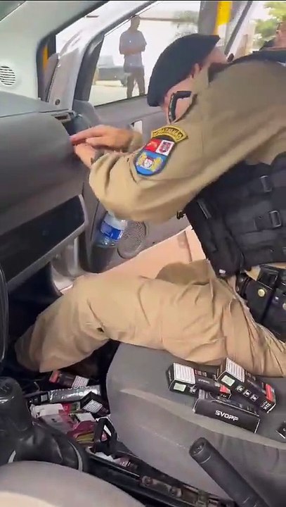 PM apreende carregamento de eletrônicos e cigarros eletrônicos na PR-323, em Iporã