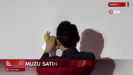 Çinli girişimci aldığı 6.2 milyon dolarlık muz eserini yedi