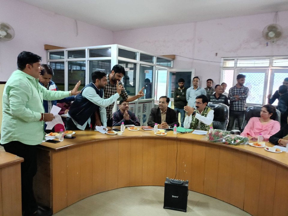 सभापति एवं भाजपा पार्षदों के बीच नोंकझोंक, भ्रष्टाचार के लगाए आरोप
