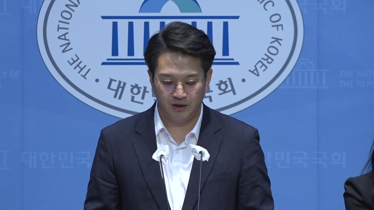 민주 "명태균 처남 채용 청탁 의혹...박완수 해명해야" / YTN