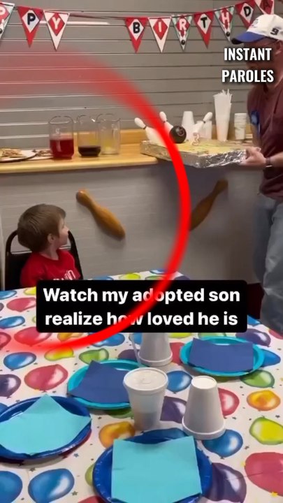 La surprise de ce garçon en voyant sa famille adoptive lui organiser sa première fête d’anniversaire