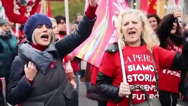 Sciopero generale, a Bologna migliaia al corteo di Cgil e Uil