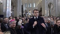 Macron, en Notre Dame tras su restauración: “Habéis transformado el carbón en arte”
