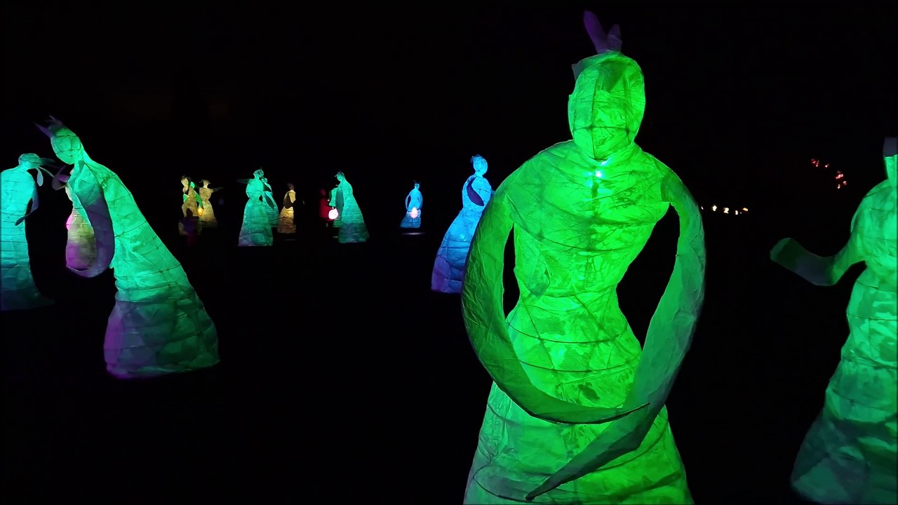 Glow Wild 2024 - the festive lights trail in Sussex