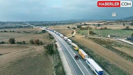 Hamzabeyli Sınır Kapısı'nda 25 Kilometrelik Tır Kuyruğu