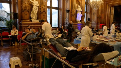 Arkunir et Farès Bichard en passe de battre le record d'Europe de don du sang