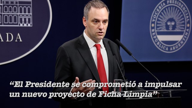 No hay un pacto con Cristina : Adorni extenso sobre la posición del gobierno después del episodio del proyecto de Ficha Limpia en el Congreso