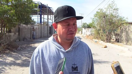 La iglesia distribuye despensasa familias necesitadas