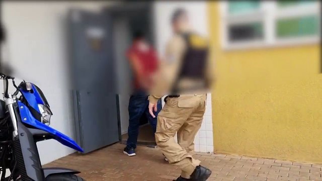 Crack e Maconha: Polícia detém dupla e apreende adolescente em ação no centro de Cascavel