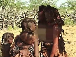 Les Himba de Namibie entre guerre et paix