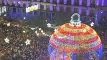 Toledo se acuerda de Valencia en el encendido de sus luces de Navidad