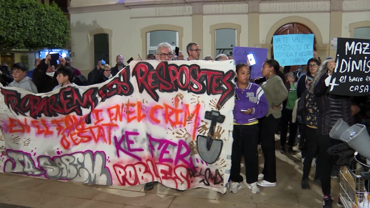 Concentraciones en la Comunidad Valenciana exigen la dimisión de Mazón y demandan "justicia"