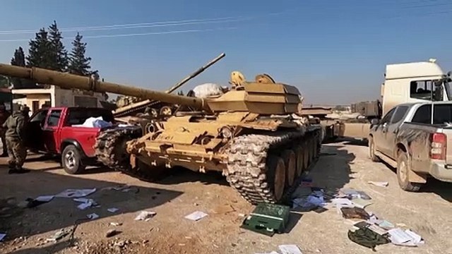 Fuerzas yihadistas entran en la segunda ciudad siria tras una fulgurante ofensiva