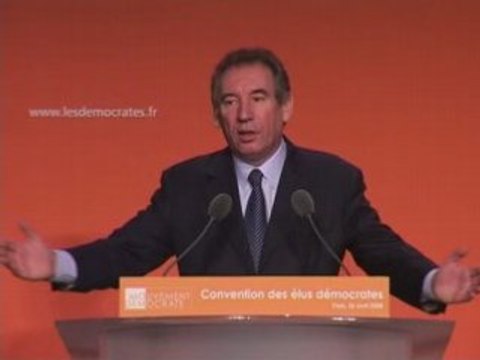 F. bayrou convention des élus démocrates ouverture