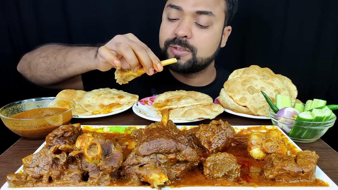 BIHARI MUTTON MASALA CURRY, SOFT LUCHI_ PURI, SPICY MUTTON GRAVY, SALAD ASMR MUKBANG EATING SHOW __