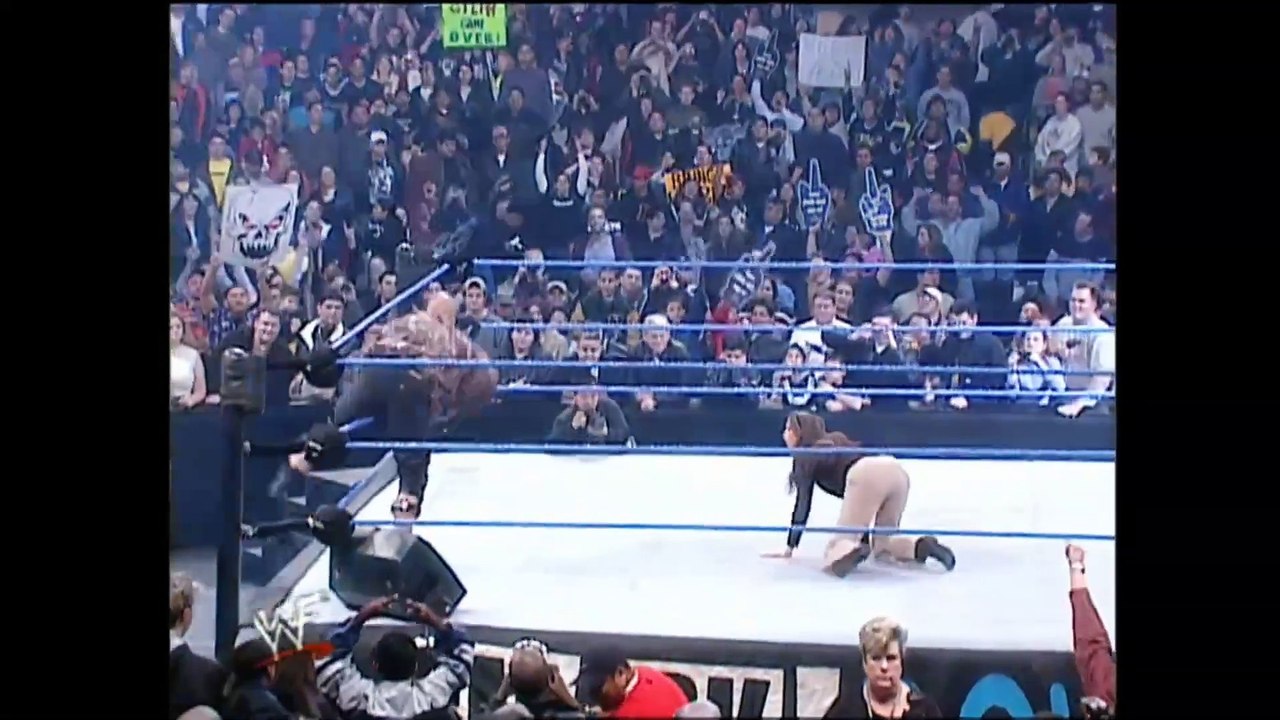 "Stone Cold" Steve Austin's attacks Stephanie McMahon - SmackDown 04.01.2001