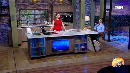 مش بس الرسم.. الفنانة التشكيلية سارة مدحت تبدع في غناء أوقات بشوف ملامحك