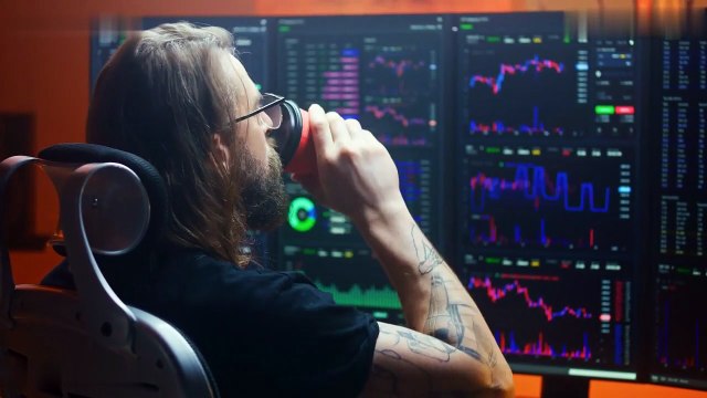 The Role of Technology in Modern Coffee and Cotton Trading | Scott Biffin