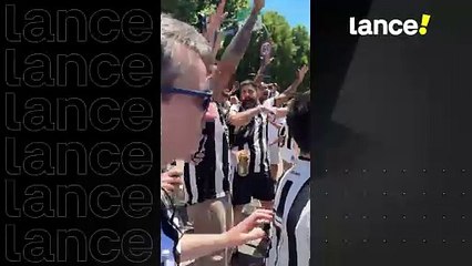 Guerra das torcida - Torcedores do Atlético-MG e Botafogo se provocão nas ruas