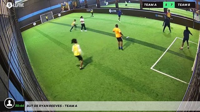 But de Ryan Reeves - Team A