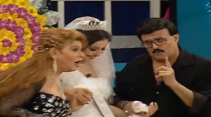 مشهد كوميدي للراحل سمير غانم و هو بيشوف عروسة