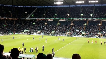 Lubo Moravcik Cheers Fans at Half-Time as Celtic Dominates Ross County 5-0 ⚽