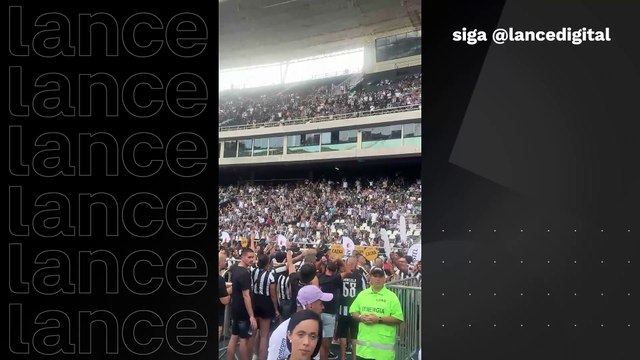 Torcida do fogão canta no Nilton Santos